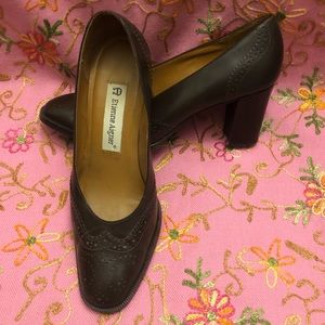 Etienne Aigner shoes size 6M